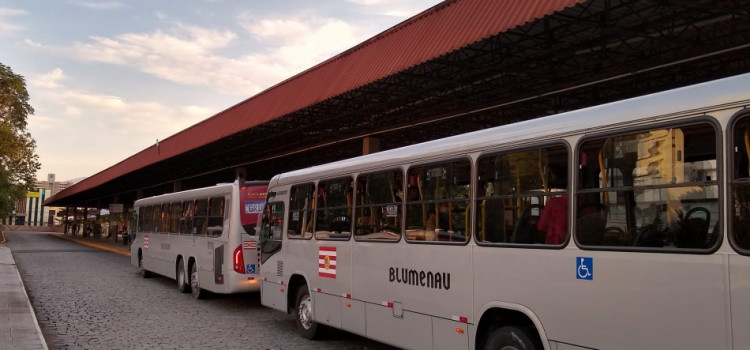 Obras na BR-470 alteram itinerário de duas linhas do transporte coletivo