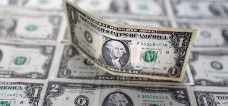 Dólar cai para R$ 5,28