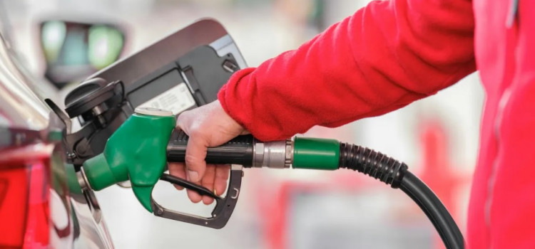Gasolina no sul tem maior queda do Brasil
