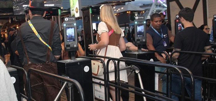 Tecnologia otimiza gestão de ingressos e consumação na Oktober