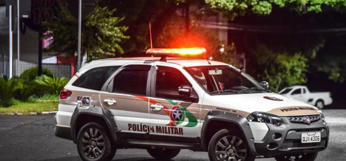Polícia Militar atende agressão e incêndio em casa no Salto Weissbach