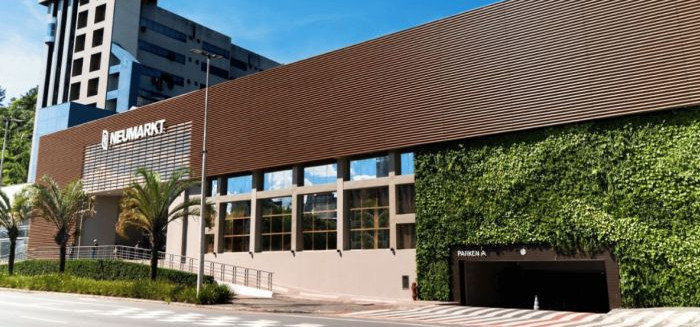 Neumarkt transforma espaço após saída da Havan