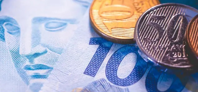 Isenção do IR para quem ganha até R$ 5 mil começa a valer este mês