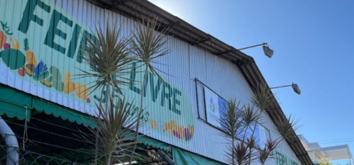 Procon orienta feirantes de Blumenau para garantir transparência