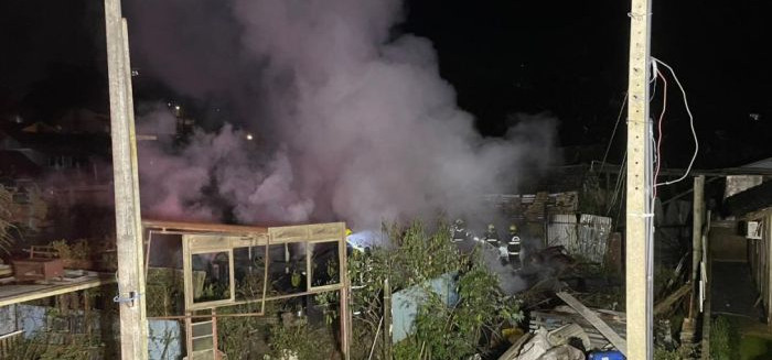 Incêndio em fábrica de Timbó mobiliza bombeiros de várias cidades