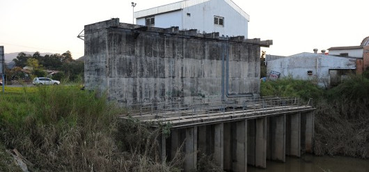 Naatz luta pela construção de dique contra cheias em Blumenau