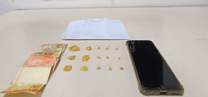 Homem é preso por tráfico de drogas no Passo Manso