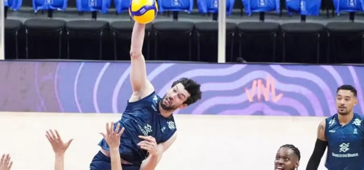 Bernardinho pede paciência com a nova geração do vôlei