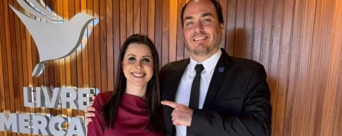 PL oficializa Carlos Bolsonaro e Carol de Toni para o Senado por SC