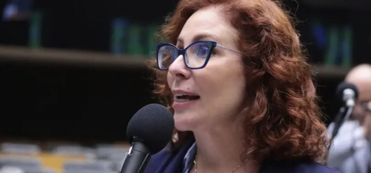 Carla Zambelli é presa na Itália