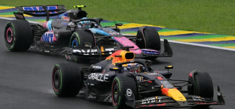 Verstappen completa recuperação e vence GP de São Paulo