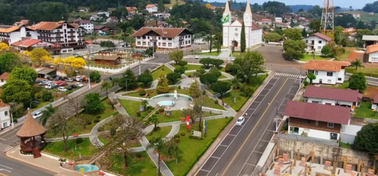 Treze Tílias: a 'Áustria Brasileira' que encanta pela qualidade de vida