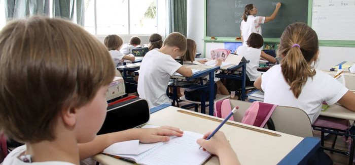 Blumenau supera média estadual de alfabetização e avança no ensino municipal