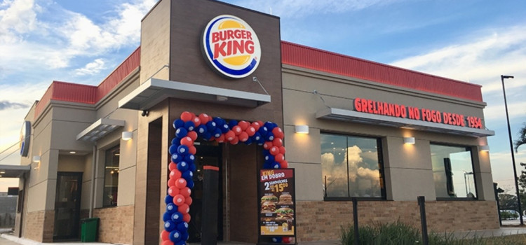 Ladrão rouba duas TVs do Burger King