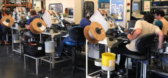 Pequena indústria tem pior desempenho desde a pandemia