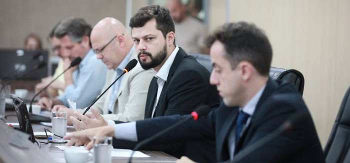 CPI do Esgoto: relatório final pede rompimento de contrato em Blumenau