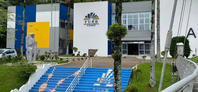 Furb lança curso inédito de Ciência de Dados