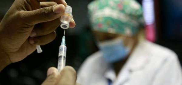 Clínicas particulares comprarão vacina indiana