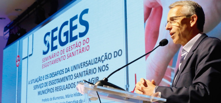 CPI do Esgoto convoca Mário Hildebrandt