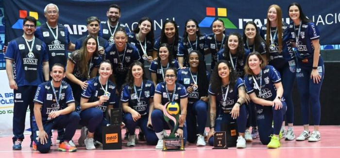 Brusque Vôlei garante vice-campeonato na Taça Brasil de Vôlei Feminino
