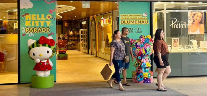 Hello Kitty Parade é prorrogada no Shopping H