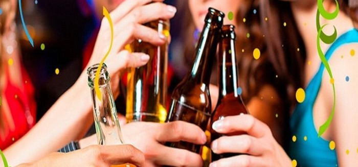 Carnaval em alerta: metanol em bebidas acende aviso de segurança em SC