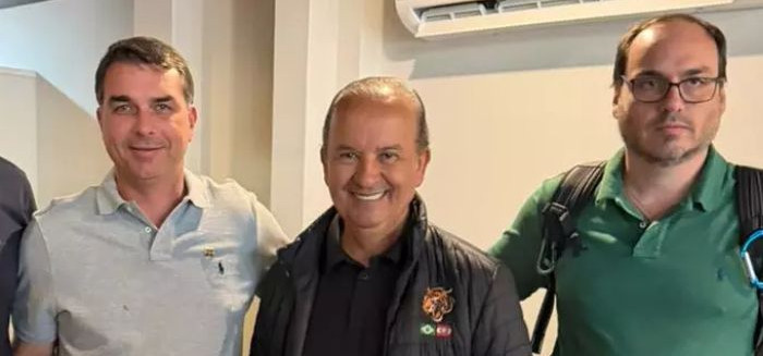 Flávio Bolsonaro cumpre agenda política em Florianópolis neste fim de semana