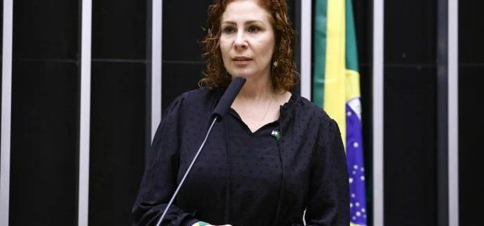 Justiça italiana autoriza extradição de Carla Zambelli para o Brasil