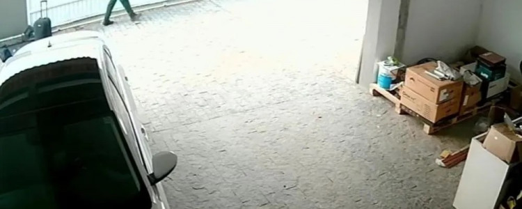 Ladrões invadem casa e furtam objetos de valor na Escola Agrícola