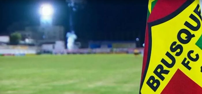 Brusque sofre transfer ban e fica impedido de registrar atletas por seis meses