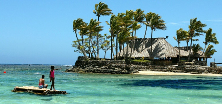 Ilhas do Pacífico hesitam em retomar o turismo