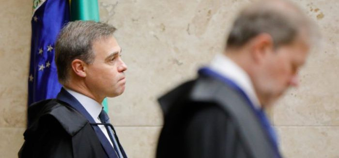 André Mendonça libera provas do caso Master para PF e CPI do INSS