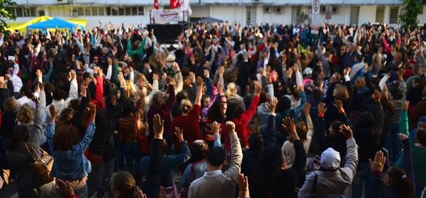 Greve afeta atendimento em unidades do município nesta terça-feira