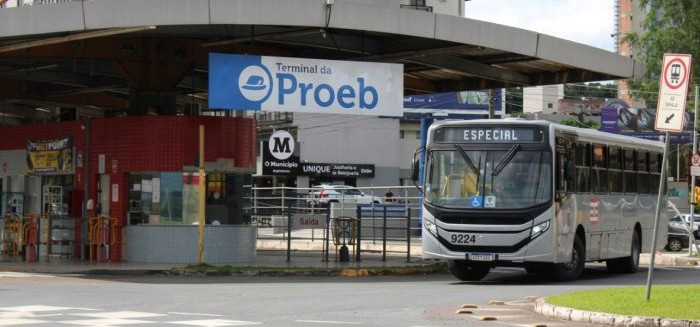 Homem morre após parada cardiorrespiratória no Terminal da Proeb