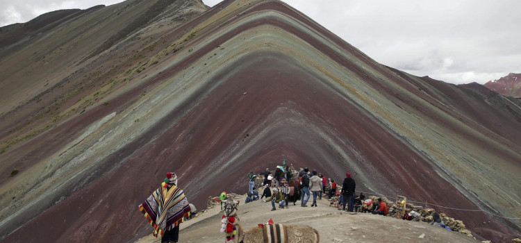A montanha de sete cores do Peru