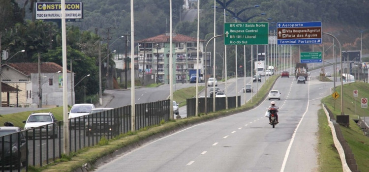 Governador visita Blumenau hoje