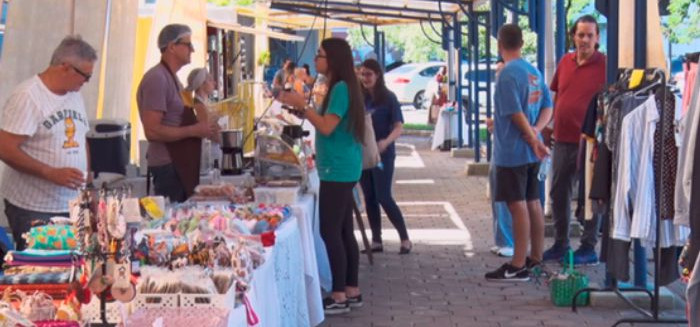 Centro de economia solidária reabre na FURB após reestruturação