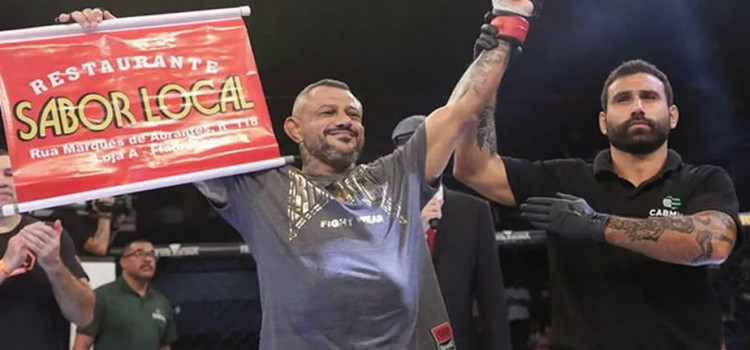 Marlon Sandro nocauteia em retorno ao MMA