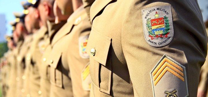 Homem é preso por ameaçar agredir irmã idosa
