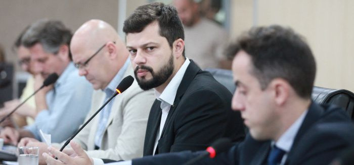 Relatório da CPI do Esgoto deve ser lido na quarta-feira