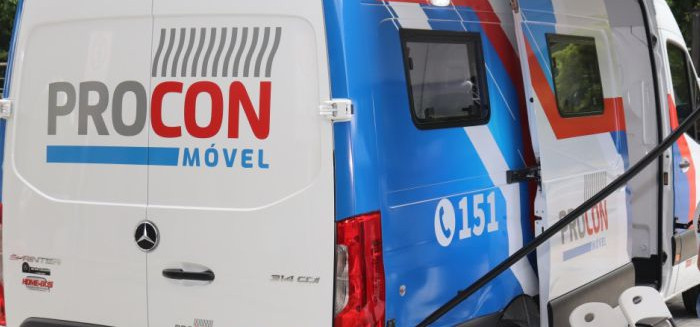 Procon Móvel atende consumidores neste sábado na escadaria da Catedral