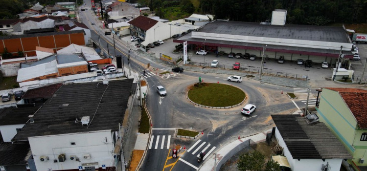 Blumenau lidera investimentos em infraestrutura em Santa Catarina