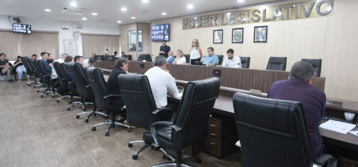 Câmara decide futuro de Almir Vieira amanhã