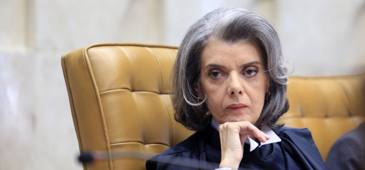 Eleições 2026: alerta do TSE foca no combate às fake news