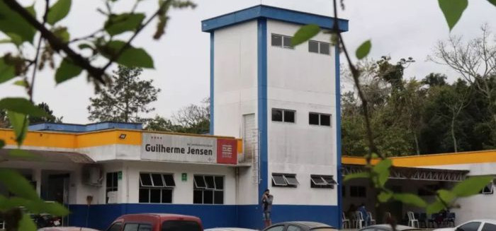 Paralisação afeta mais de 80 postos de saúde, escolas e CEIs