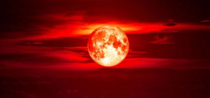 Eclipse lunar total é esperado nesta terça: saiba onde será visível