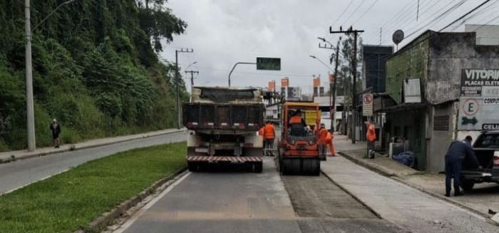 Trecho da rua Pomerode é totalmente interditado para obras