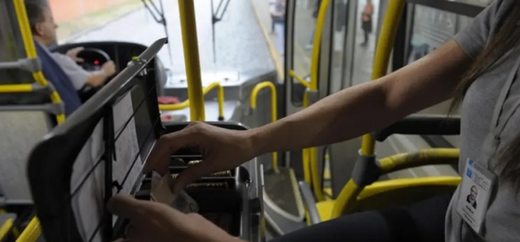 Projeto de Lei propõe retorno de agentes de bordo aos ônibus