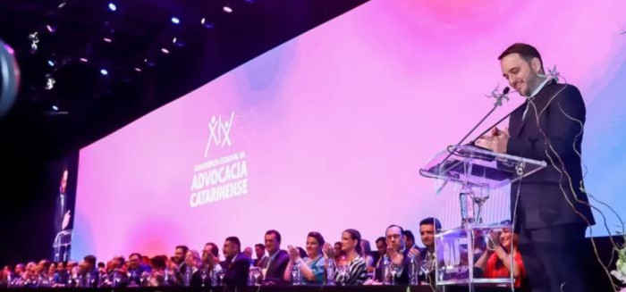 Blumenau vira capital jurídica de SC com abertura de conferência estadual
