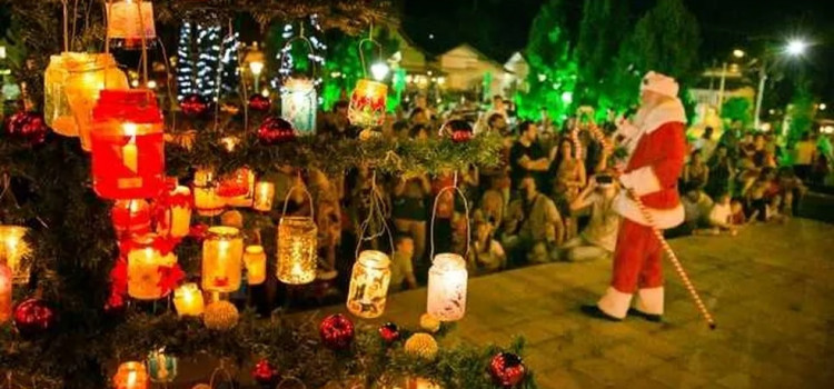 Natal de Pomerode traz Desfile de Lanternas